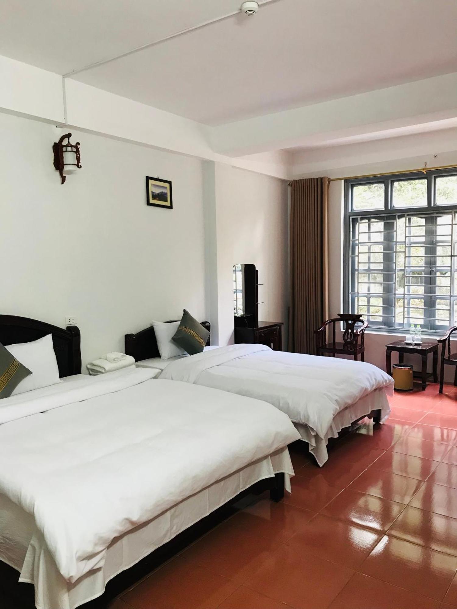 Anh Anh Hotel Bac Ha  Exterior foto